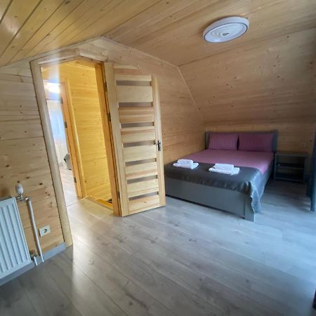 Vienna House Apartment Яремче Екстериор снимка