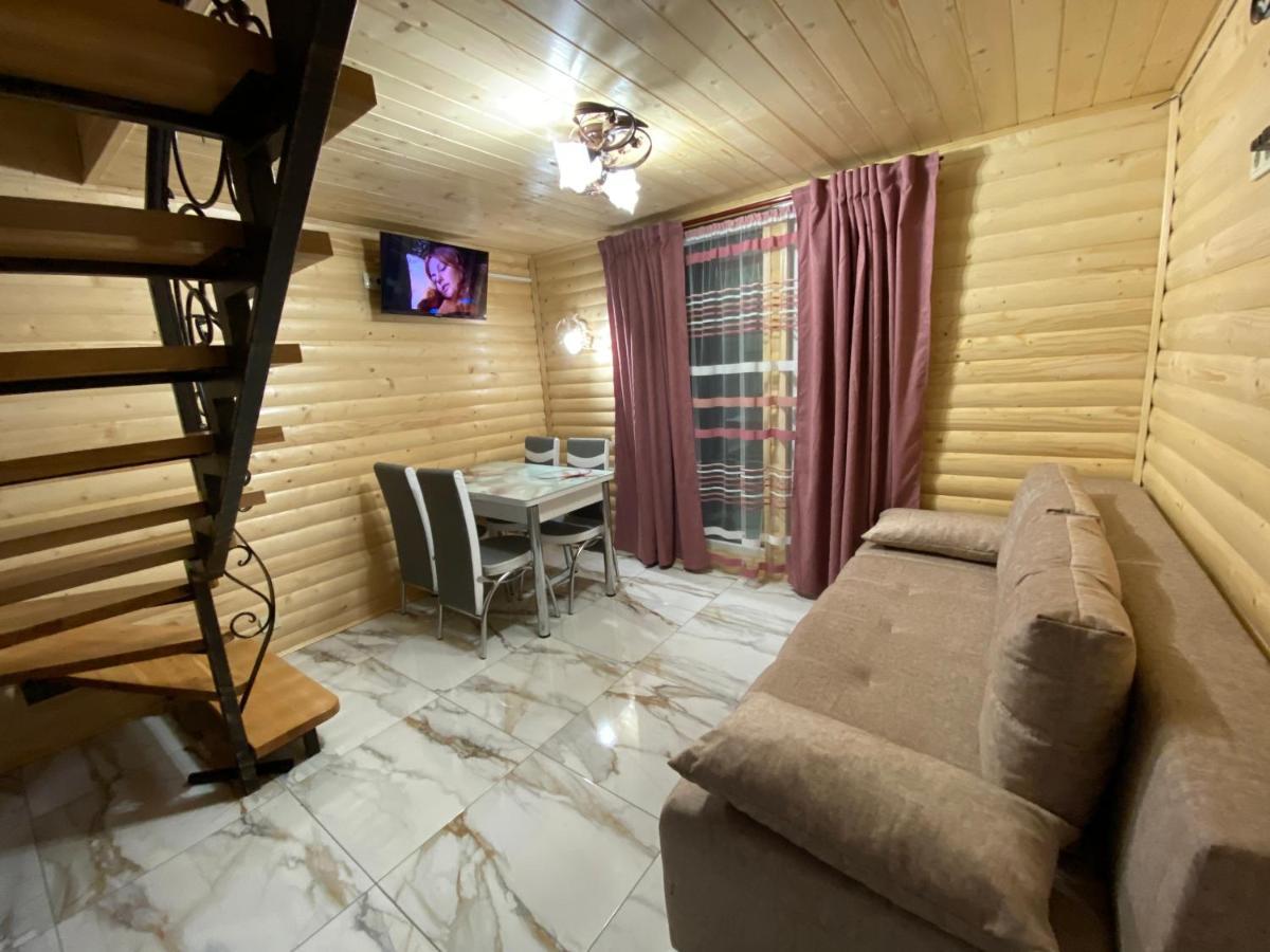 Vienna House Apartment Яремче Екстериор снимка