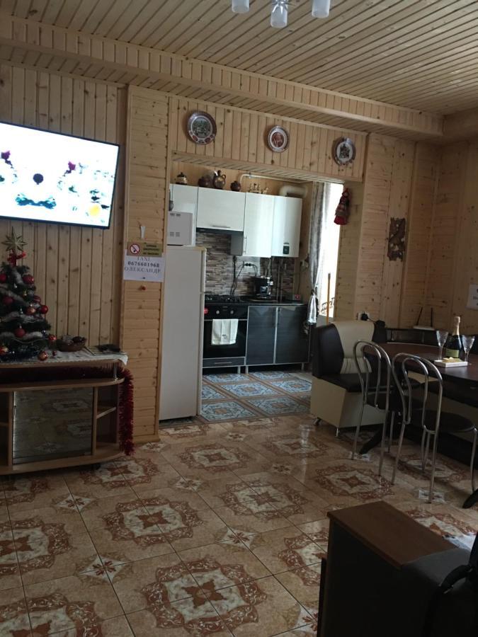 Vienna House Apartment Яремче Екстериор снимка